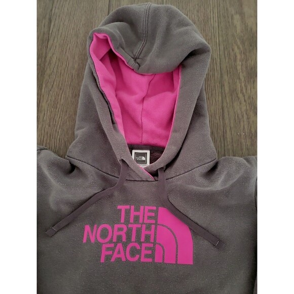 The North Face Women Gray W/ Pink Logo Pullover Hoodie Size Medium - Picture 2 of 5